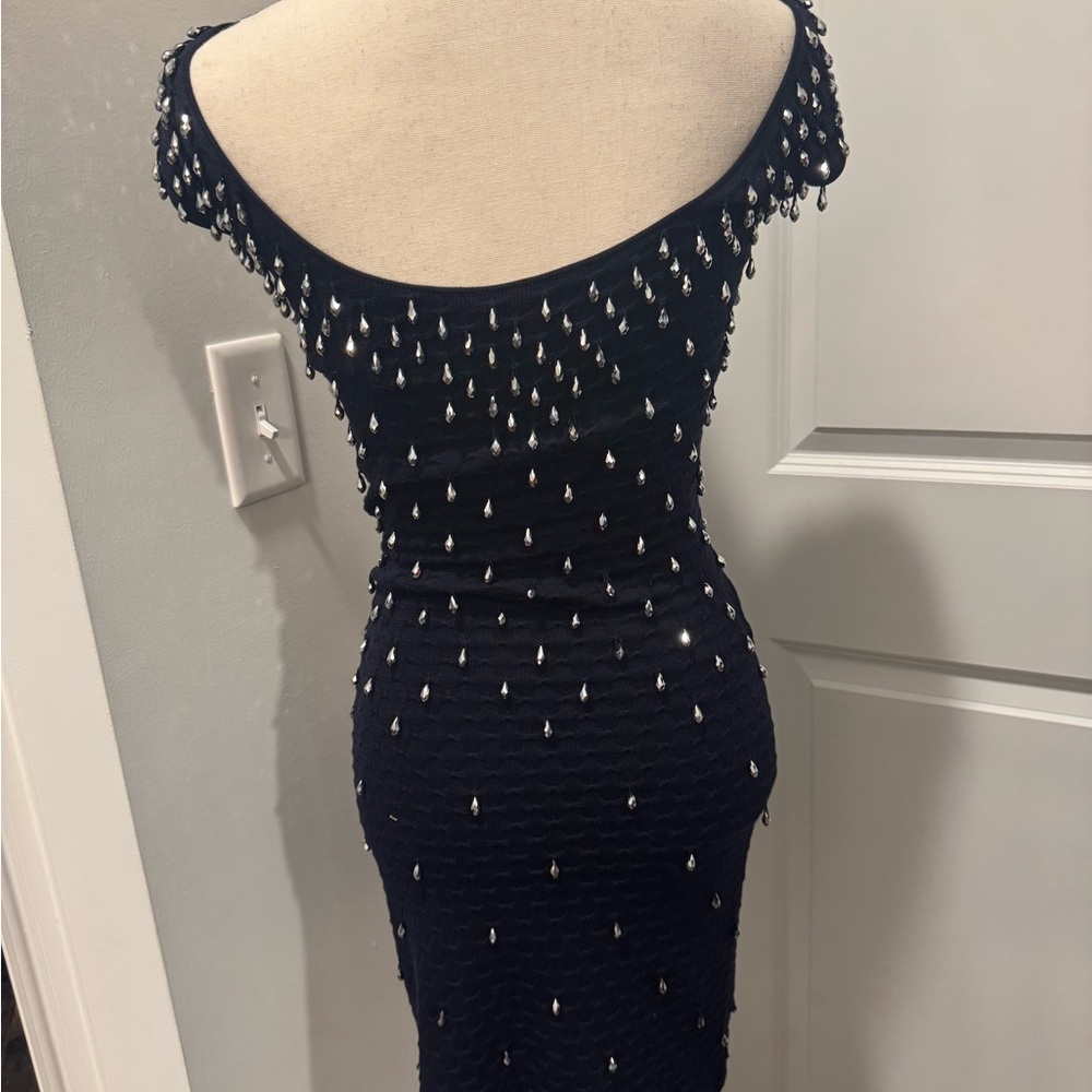 ASO SERENA VAN DER WOODSEN BLACK DRESS - Picture 7 of 11